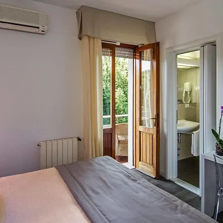 Hotel Hermitage 3*